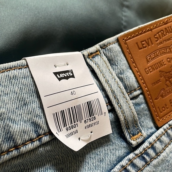 NEW Levi’s Men 511 Slim Jean Shorts 40 Light Wash Blue Distressed Stretch - Picture 14 of 16